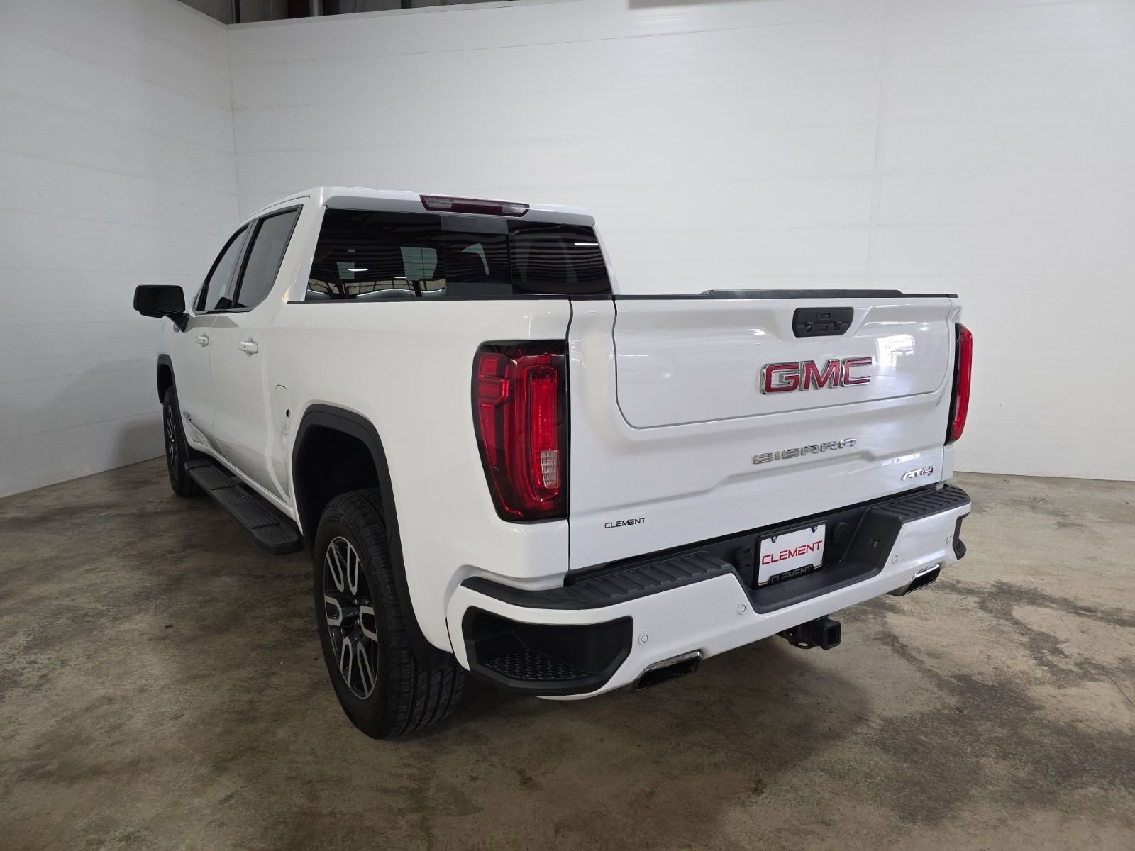 Used 2020 GMC Sierra 1500 AT4 w/ AT4 Premium Package image 8