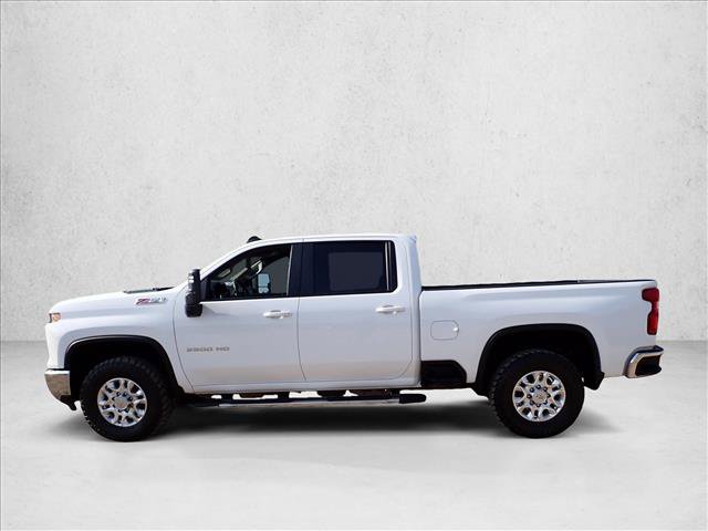 Used 2025 Chevrolet Silverado 2500 LT AWD/4WD image 2