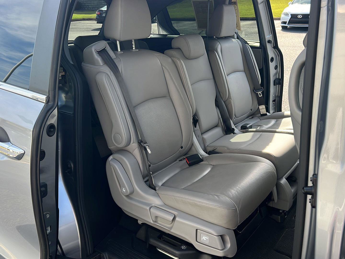 Used 2019 Honda Odyssey EX-L image 15