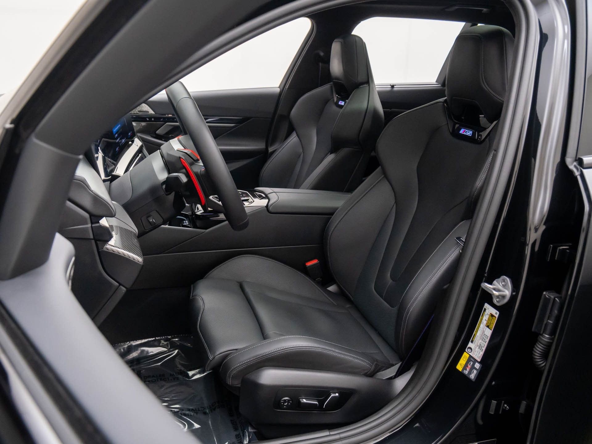 Certified 2026 BMW M5 Touring AWD/4WD image 18