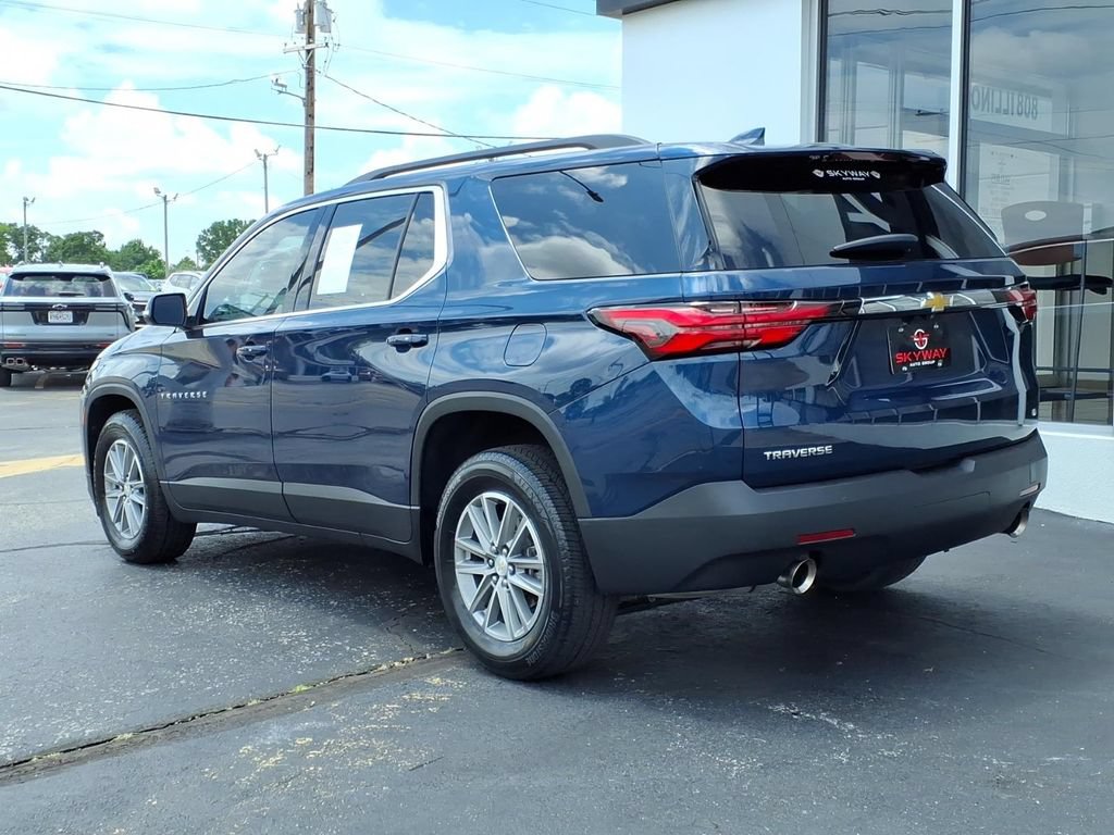 Used 2023 Chevrolet Traverse LT FWD image 6