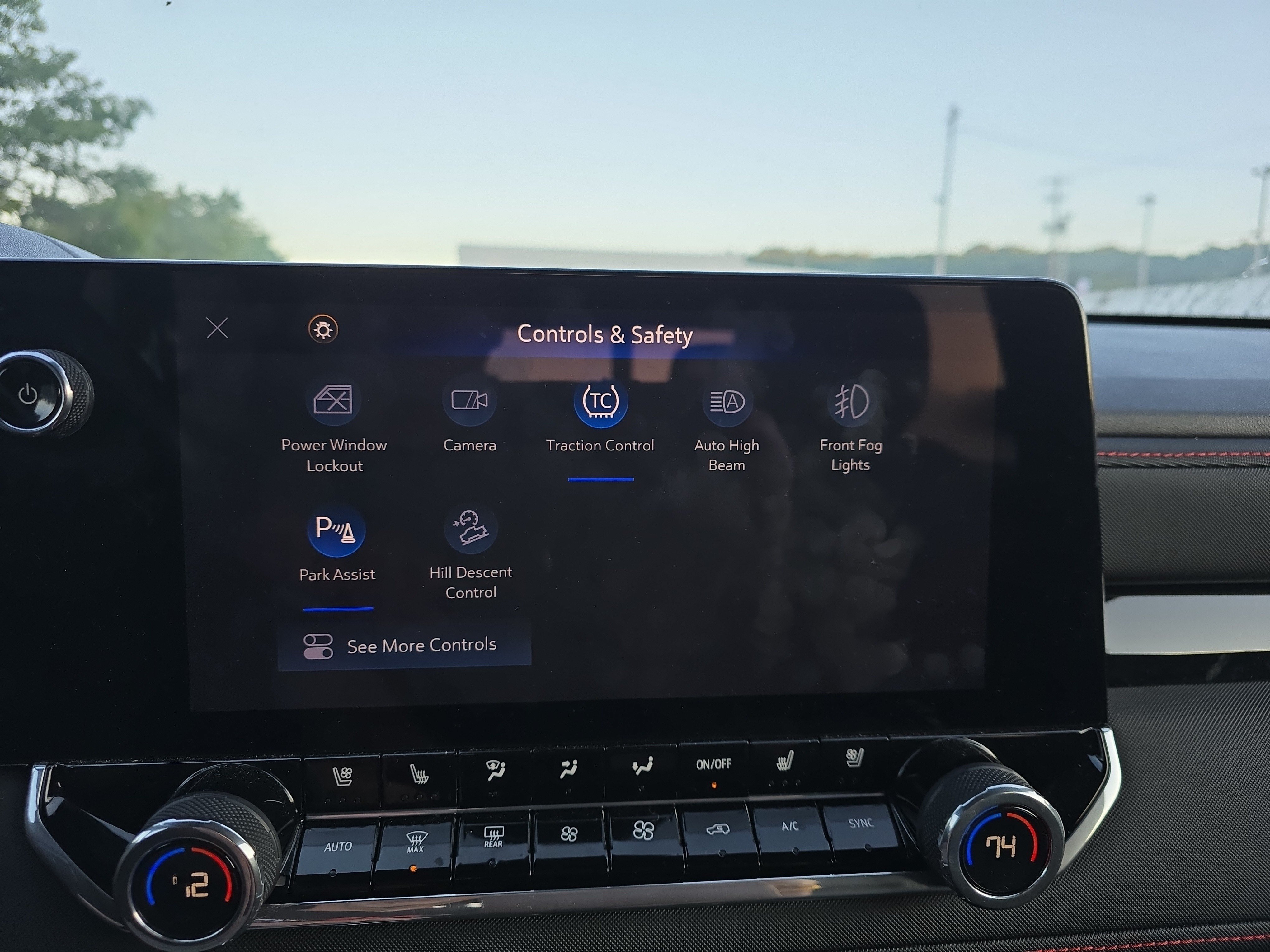 Used 2024 Chevrolet Colorado Z71 w/ Z71 Convenience Package 2 AWD/4WD image 36