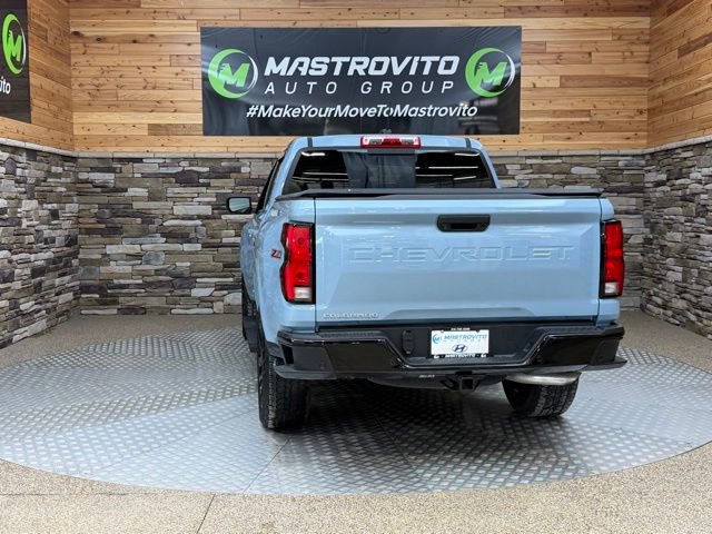 Used 2025 Chevrolet Colorado Z71 w/ Z71 Convenience Package 2 AWD/4WD image 8