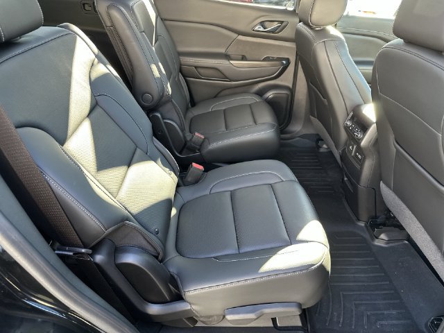 Used 2022 GMC Acadia SLT w/ Preferred Package AWD/4WD image 33