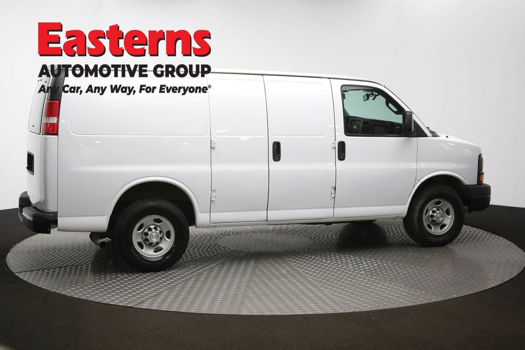Used 2017 Chevrolet Express 2500 image 43