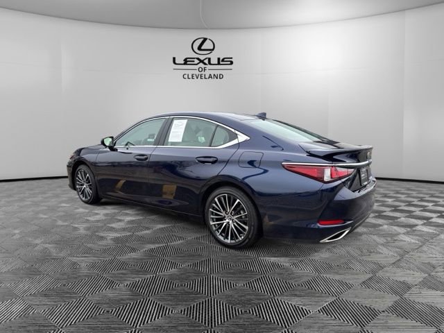 Used 2025 Lexus ES 350 w/ Premium Package image 5