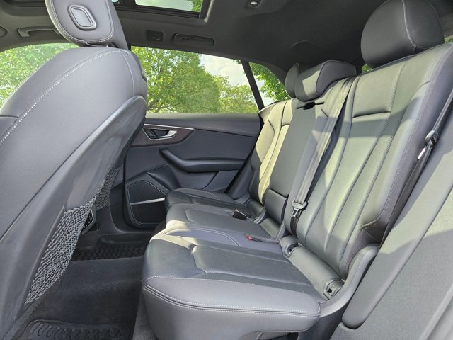 Used 2020 Audi Q8 Premium Plus w/ Premium Plus Package image 18