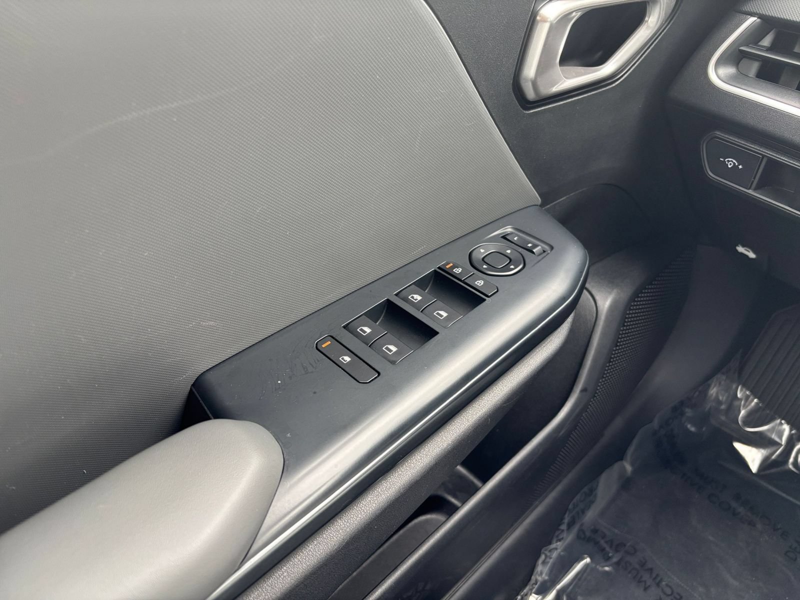 Used 2025 Kia K4 FWD image 18