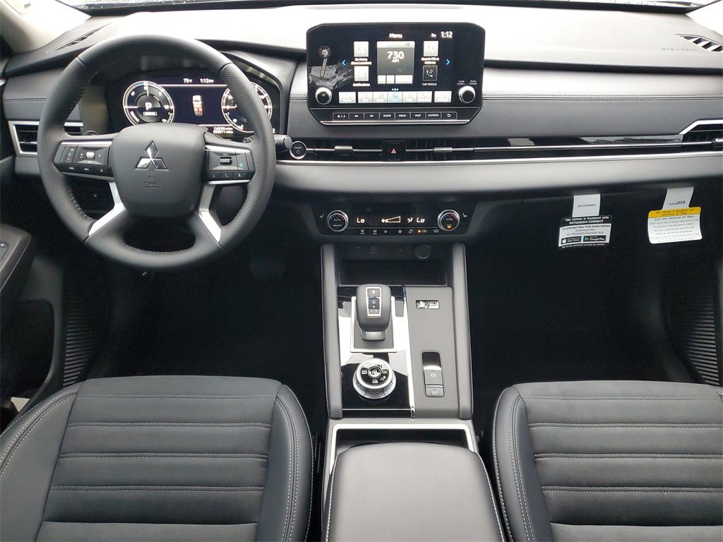 New 2025 Mitsubishi Outlander SE image 9