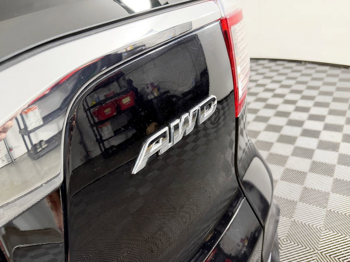 Used 2015 Honda CR-V LX image 12