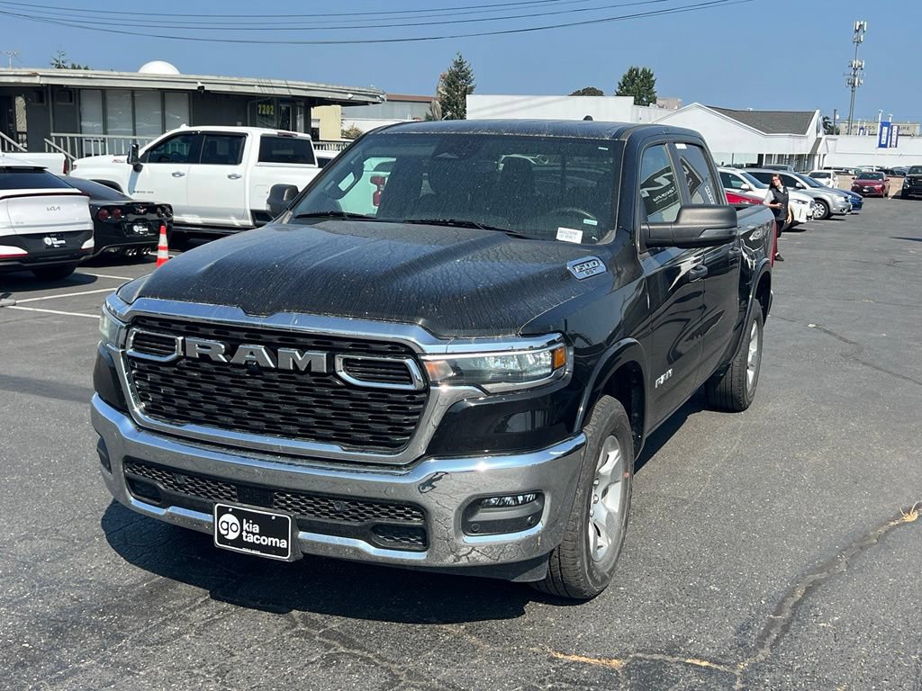 Used 2025 RAM 1500 Big Horn AWD/4WD image 5