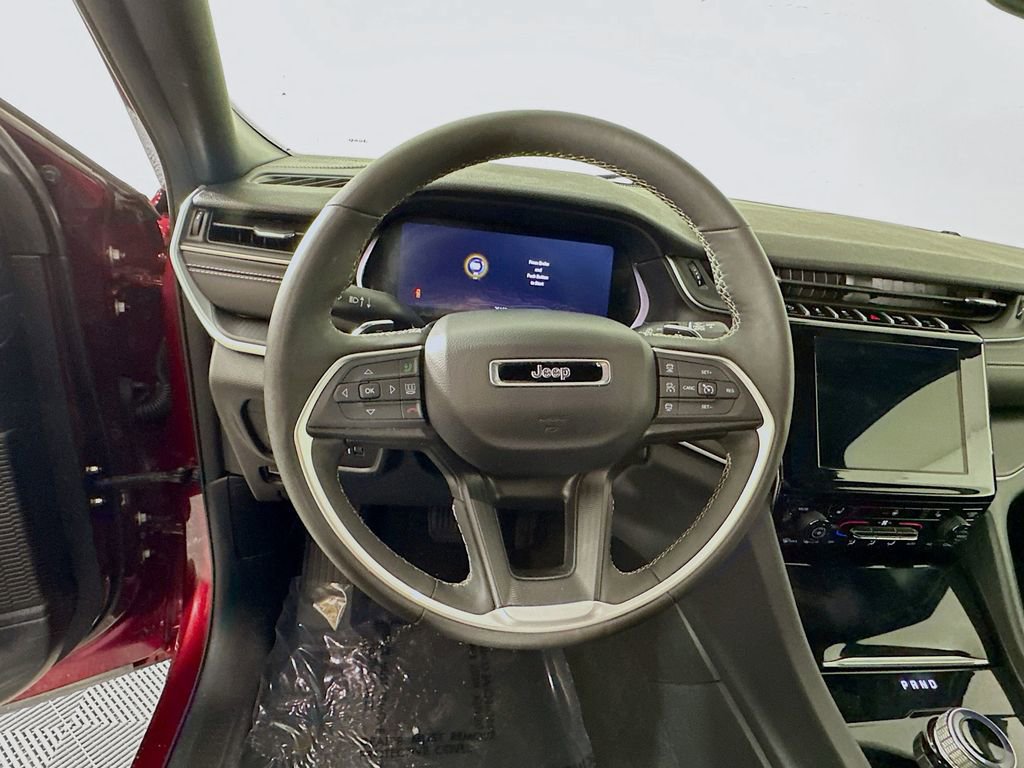 Certified 2024 Jeep Grand Cherokee Altitude image 18