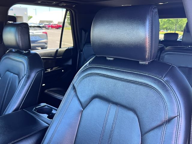 Used 2019 Ford Expedition Max Limited AWD/4WD image 16
