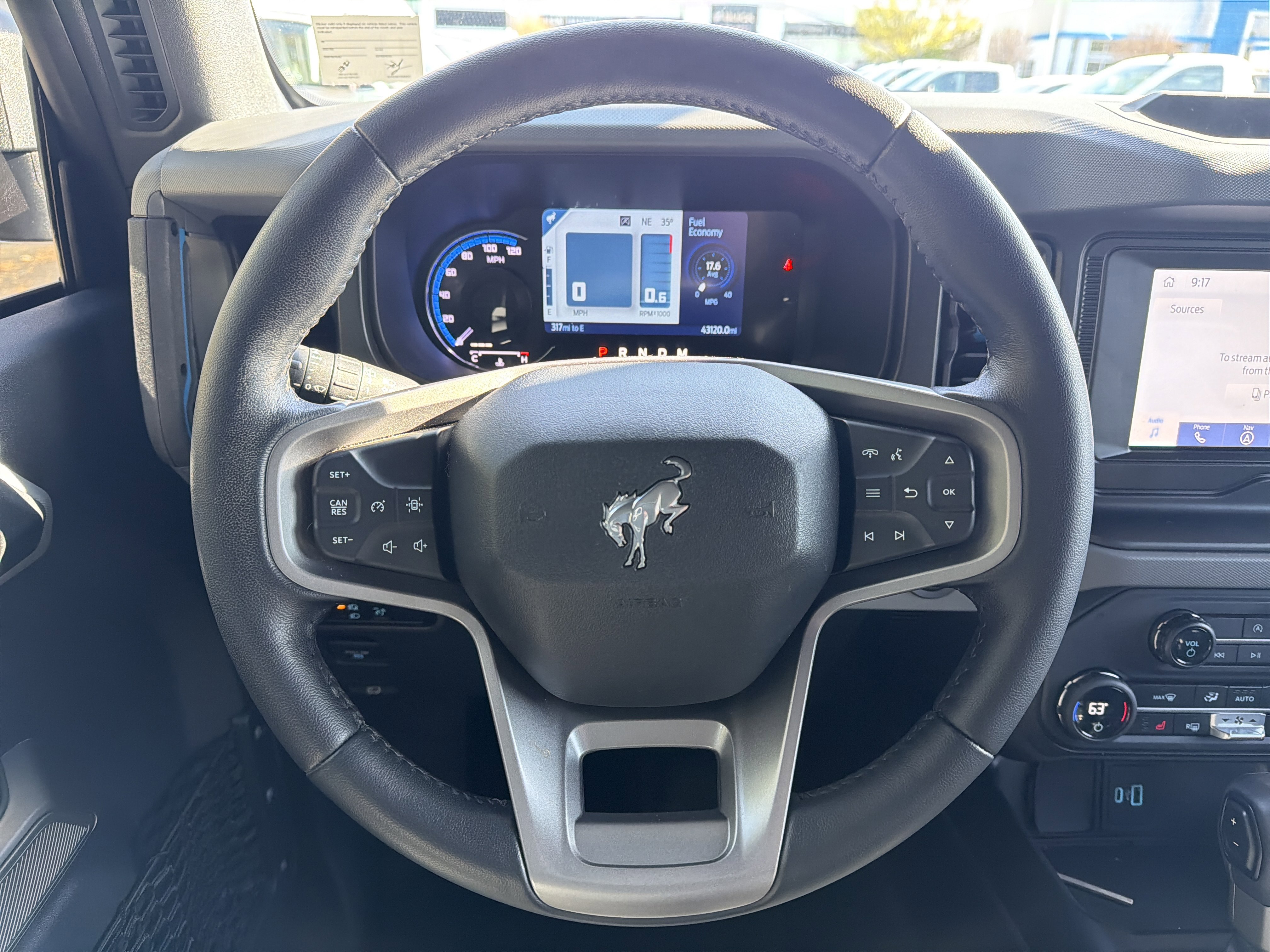 Used 2023 Ford Bronco Black Diamond image 18