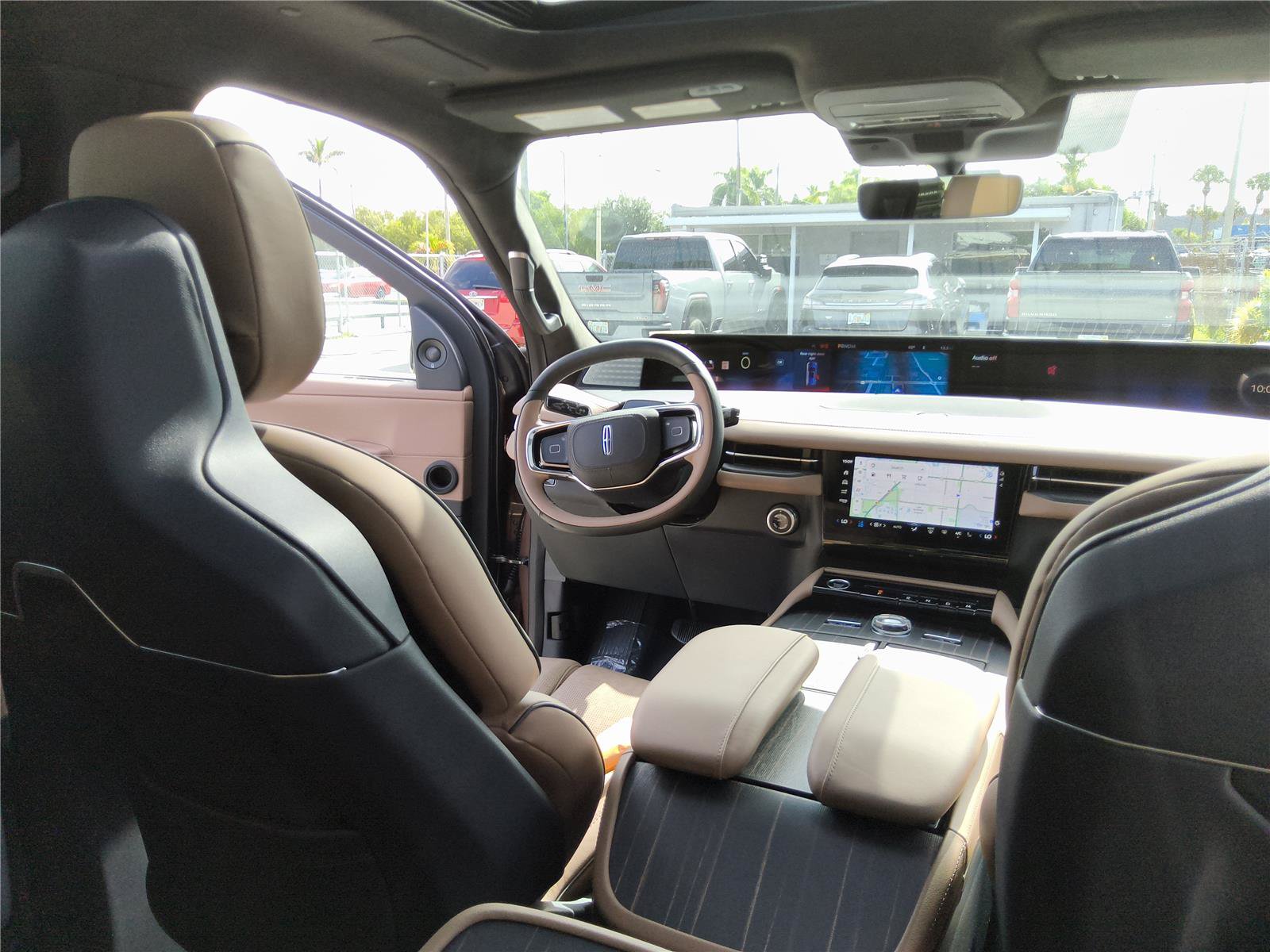 New 2027 Lincoln Navigator Black Label AWD/4WD image 28
