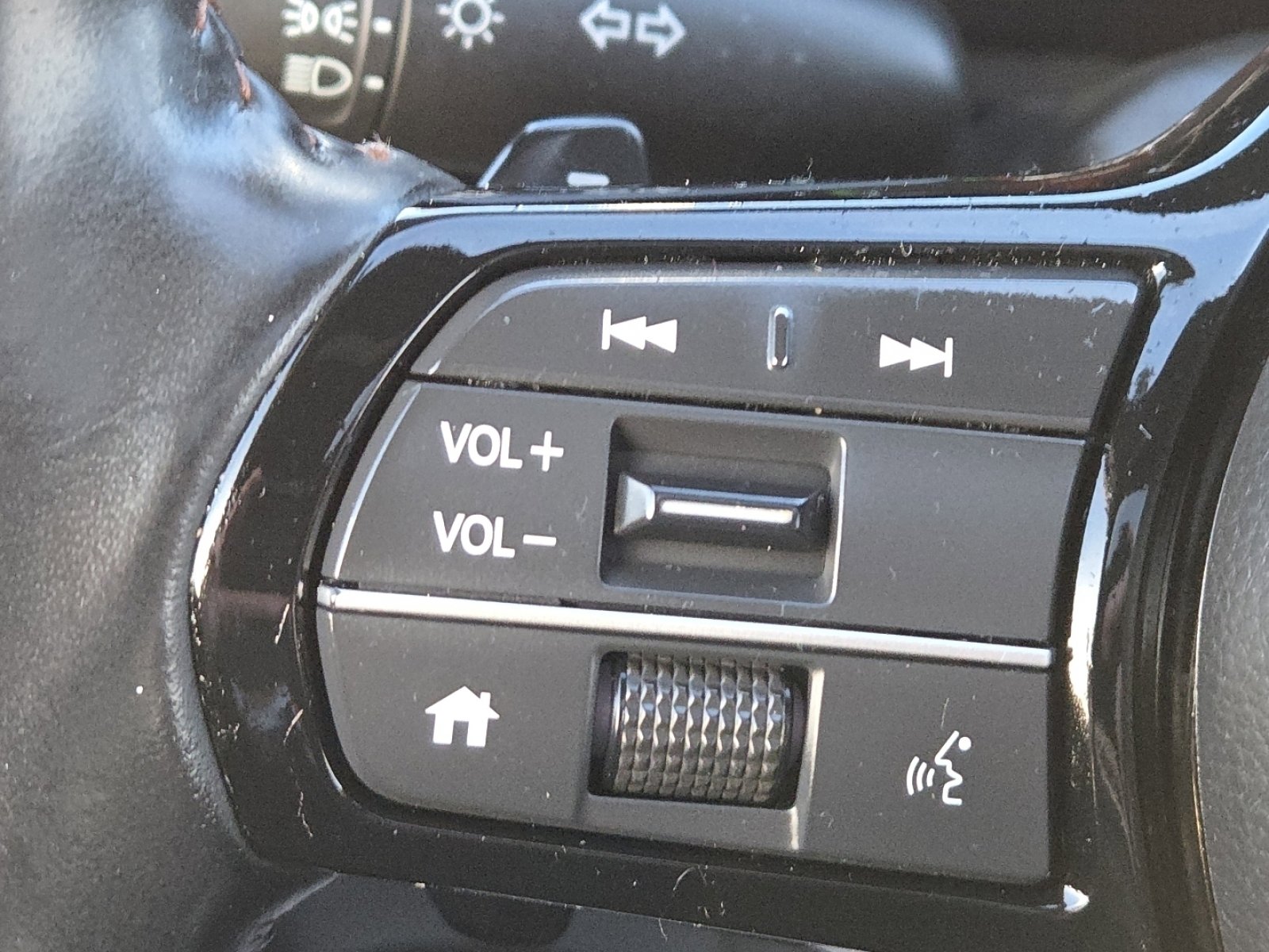 Used 2024 Honda CR-V Sport Touring image 35