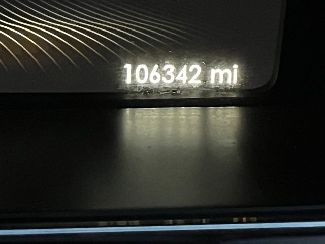 Used 2018 Lincoln Continental Premiere FWD image 32