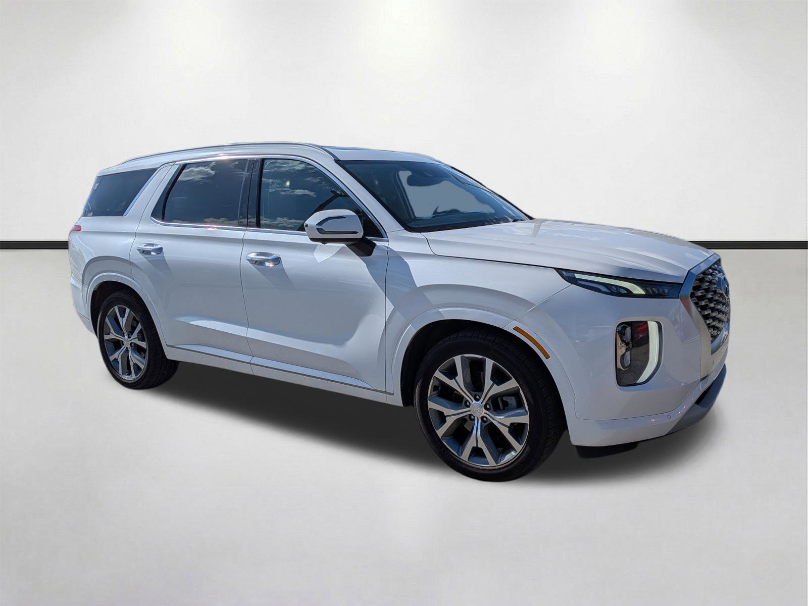 Used 2021 Hyundai Palisade Limited image 2