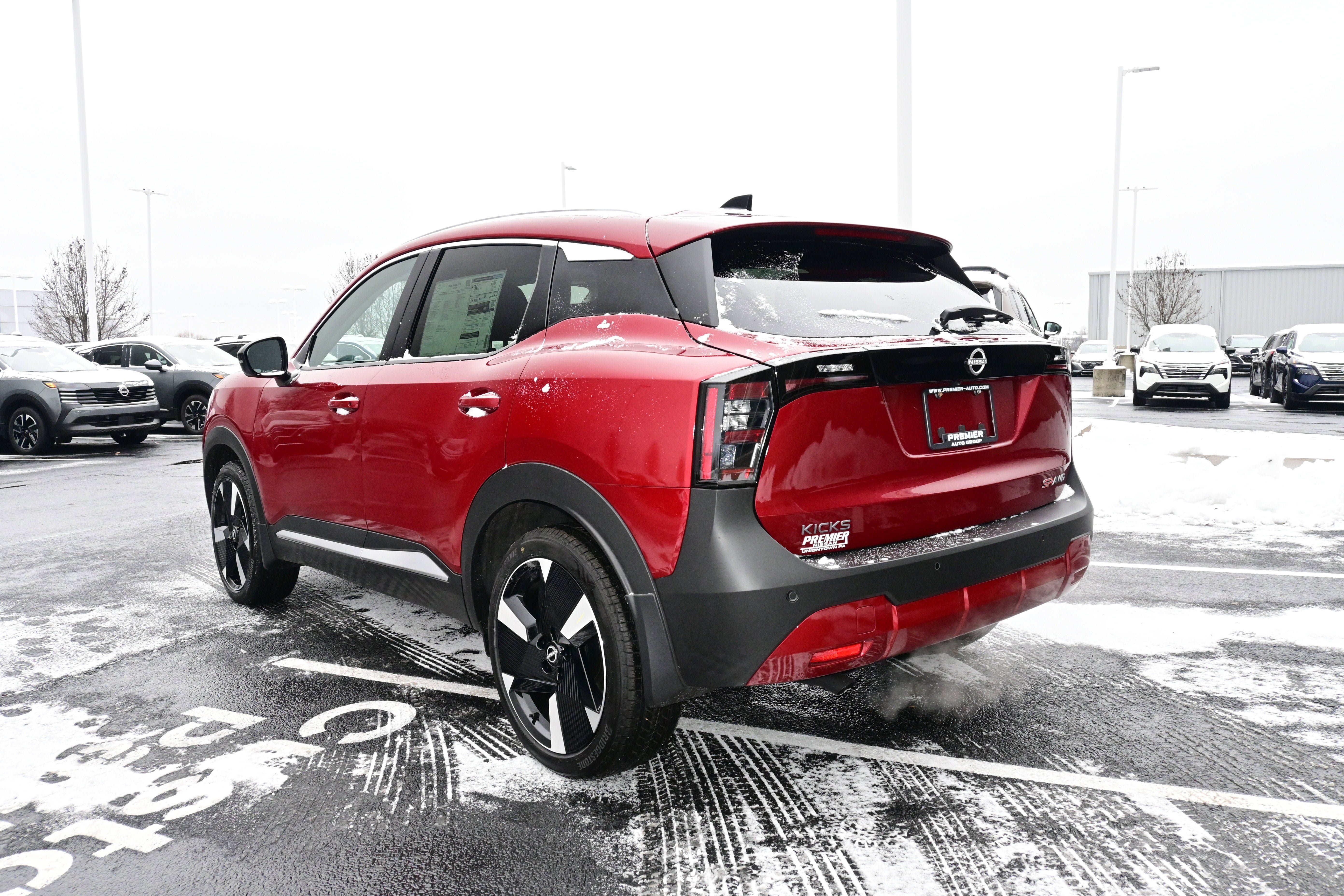 New 2026 Nissan Kicks SR w/ SR Premium Package AWD/4WD image 6