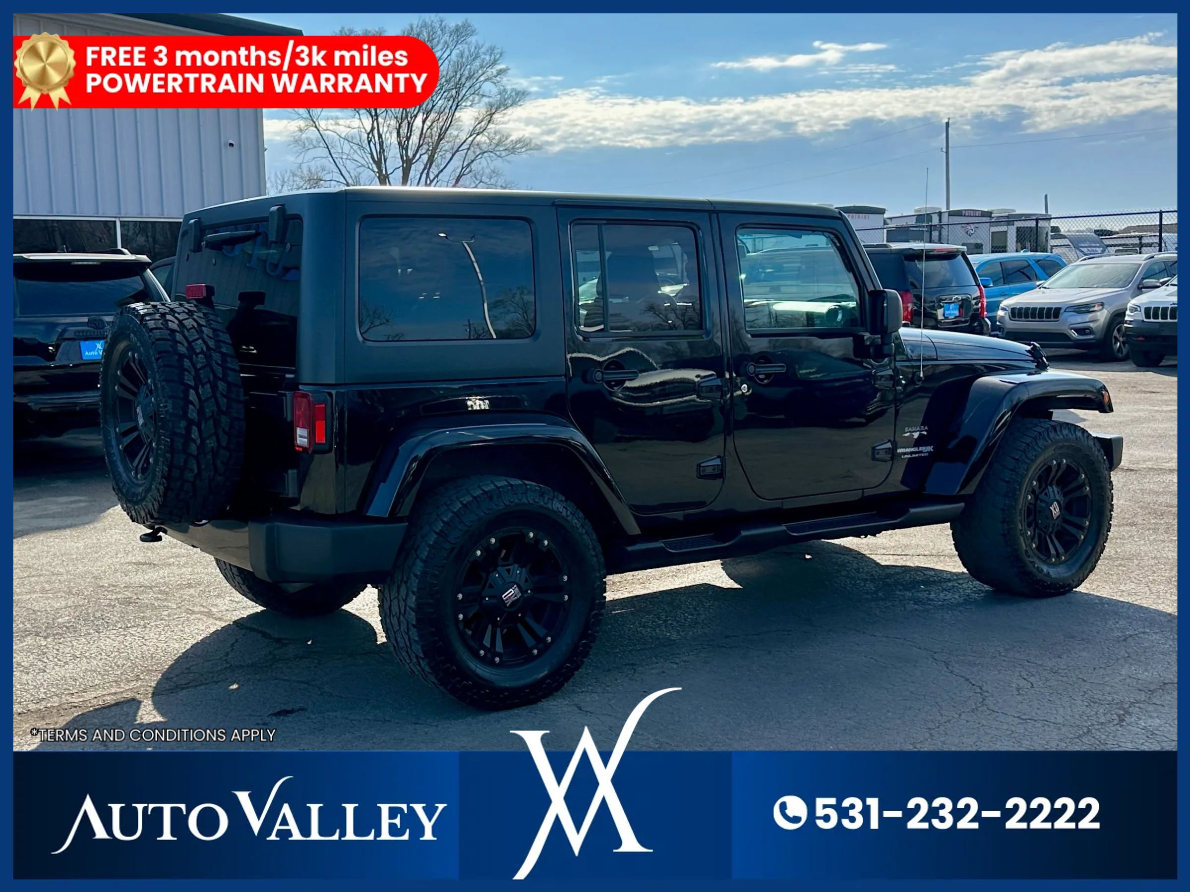 Used 2018 Jeep Wrangler Unlimited Sahara w/ Connectivity Group image 7