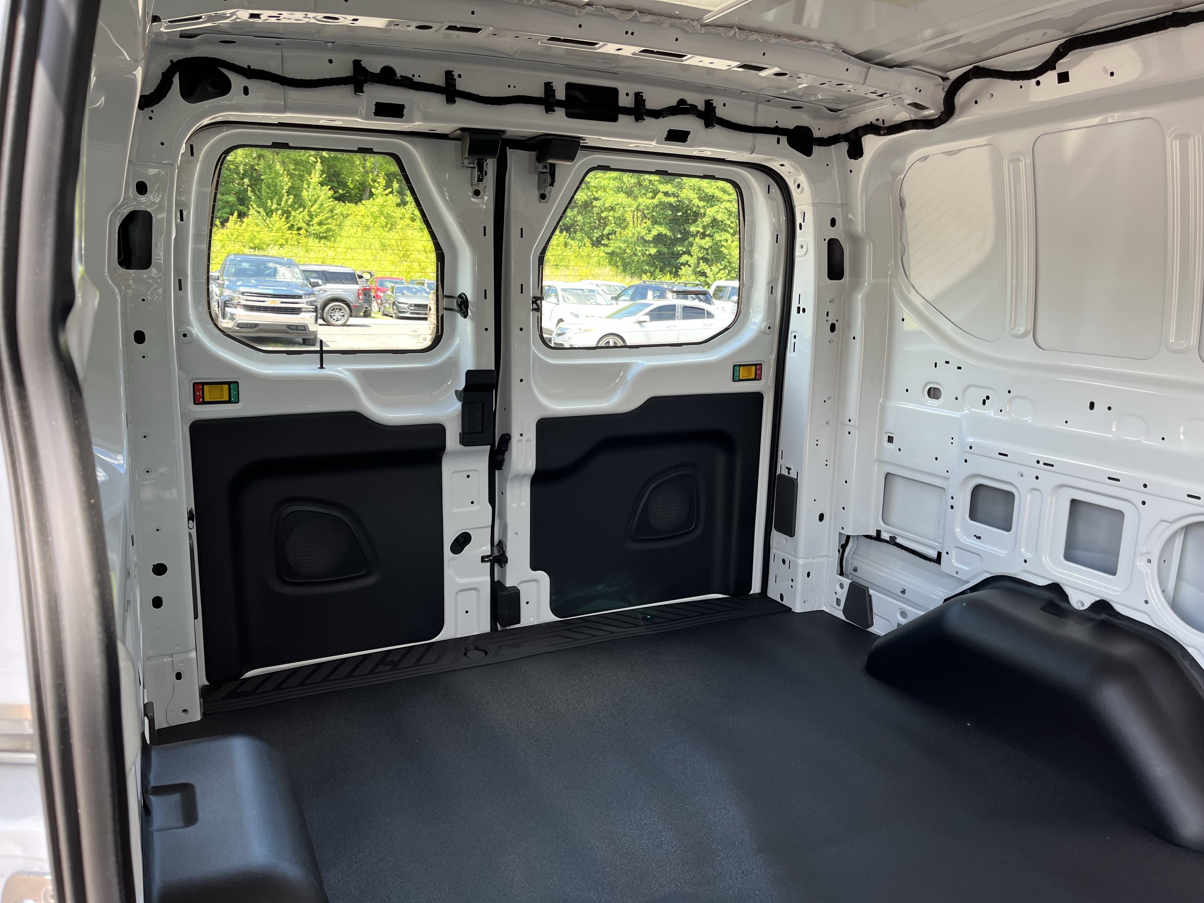 New 2026 Ford Transit 150 Low Roof RWD image 20