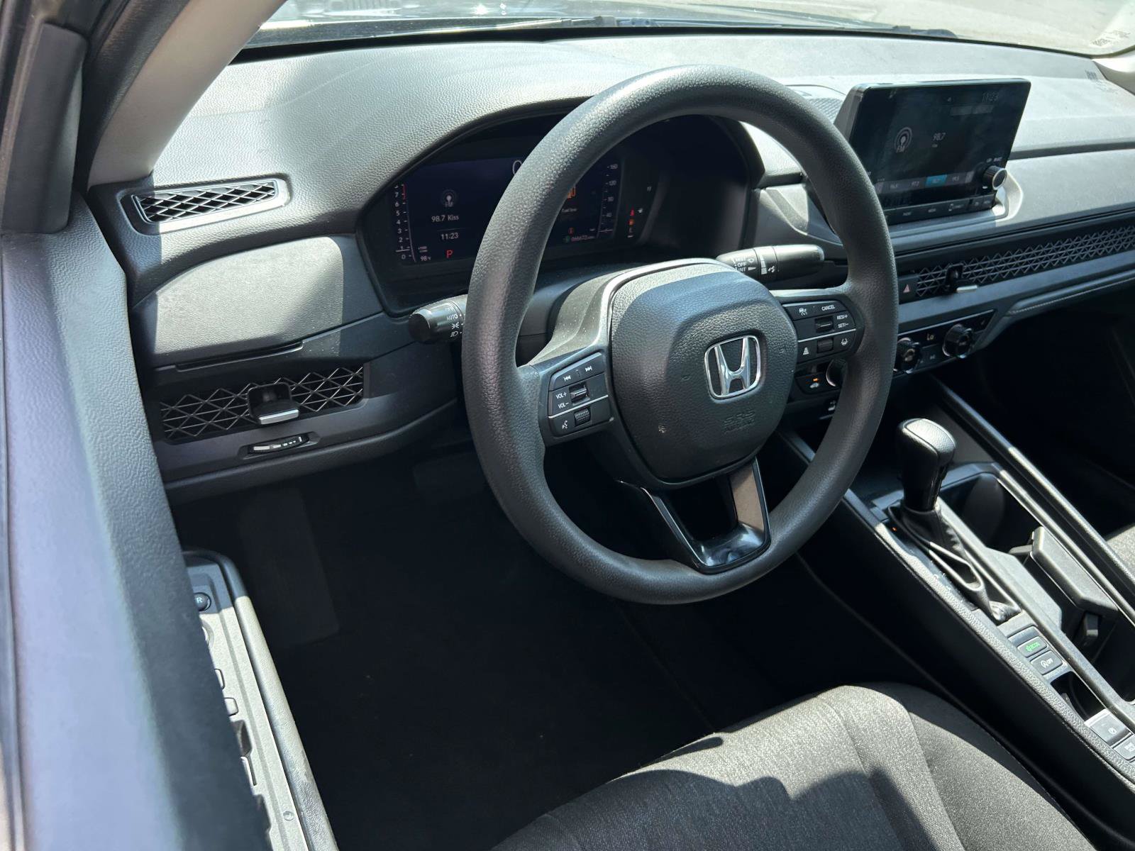 Used 2023 Honda Accord EX image 7
