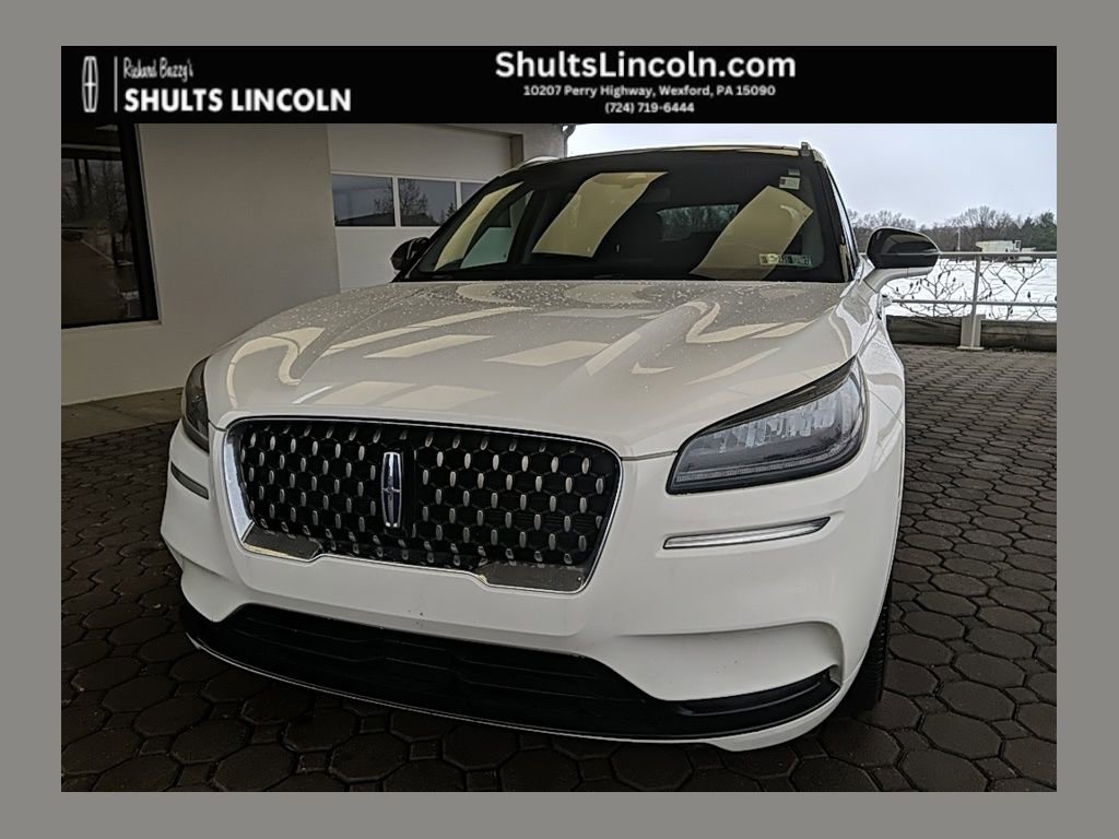 Certified 2022 Lincoln Corsair Grand Touring image 1