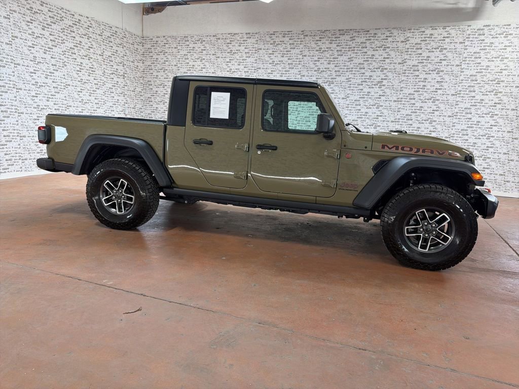 Used 2025 Jeep Gladiator Mojave w/ Safety Group image 8