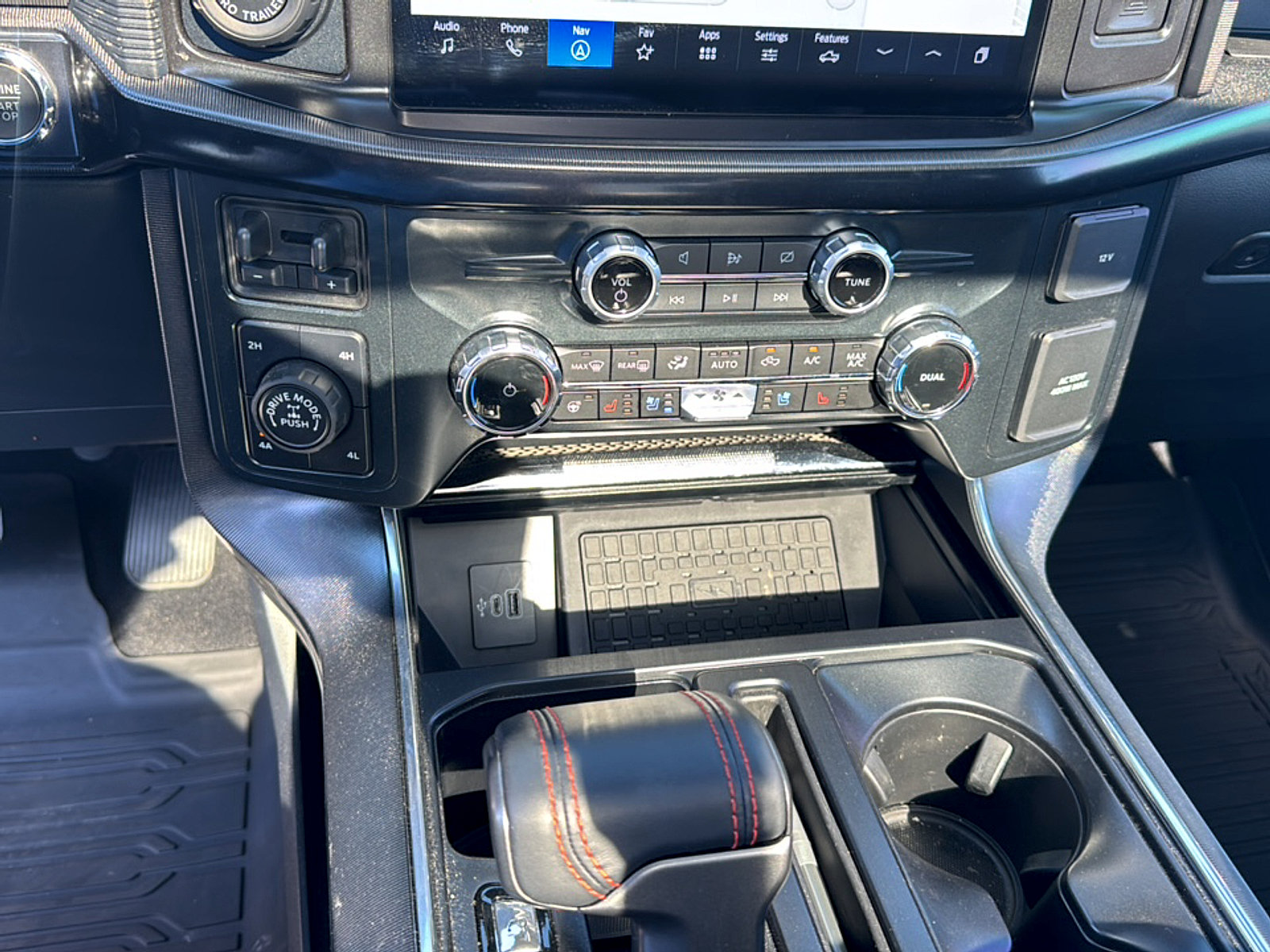 Used 2026 Ford F150 Raptor w/ Equipment Group 803A Raptor R AWD/4WD image 19