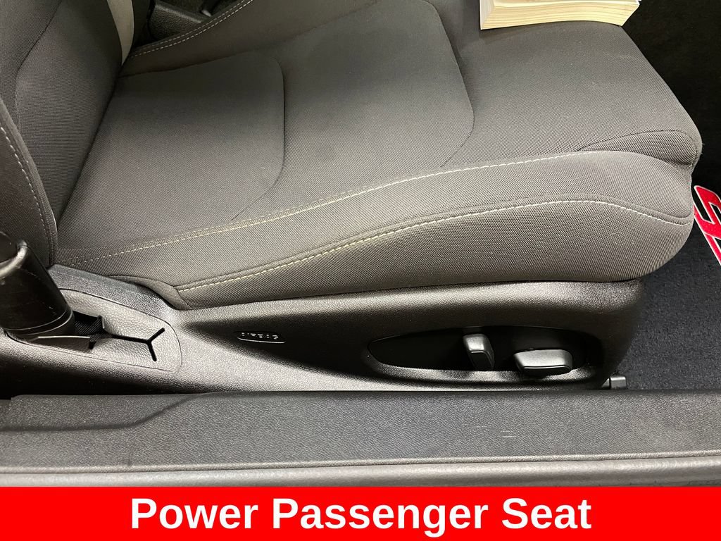 Used 2018 Chevrolet Camaro LT w/ RS Package RWD image 10