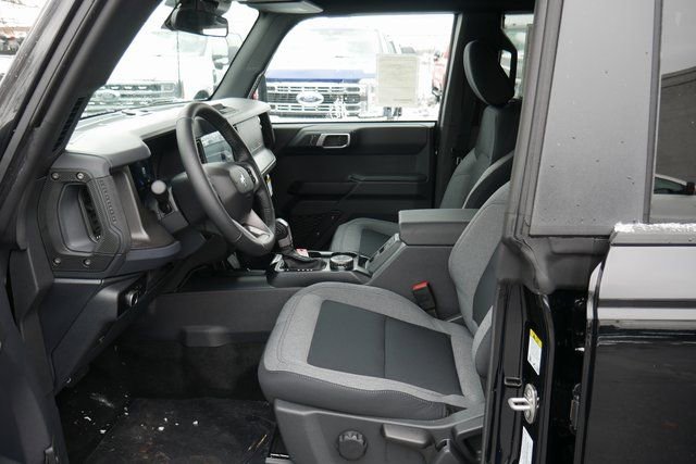 New 2025 Ford Bronco Big Bend AWD/4WD image 2