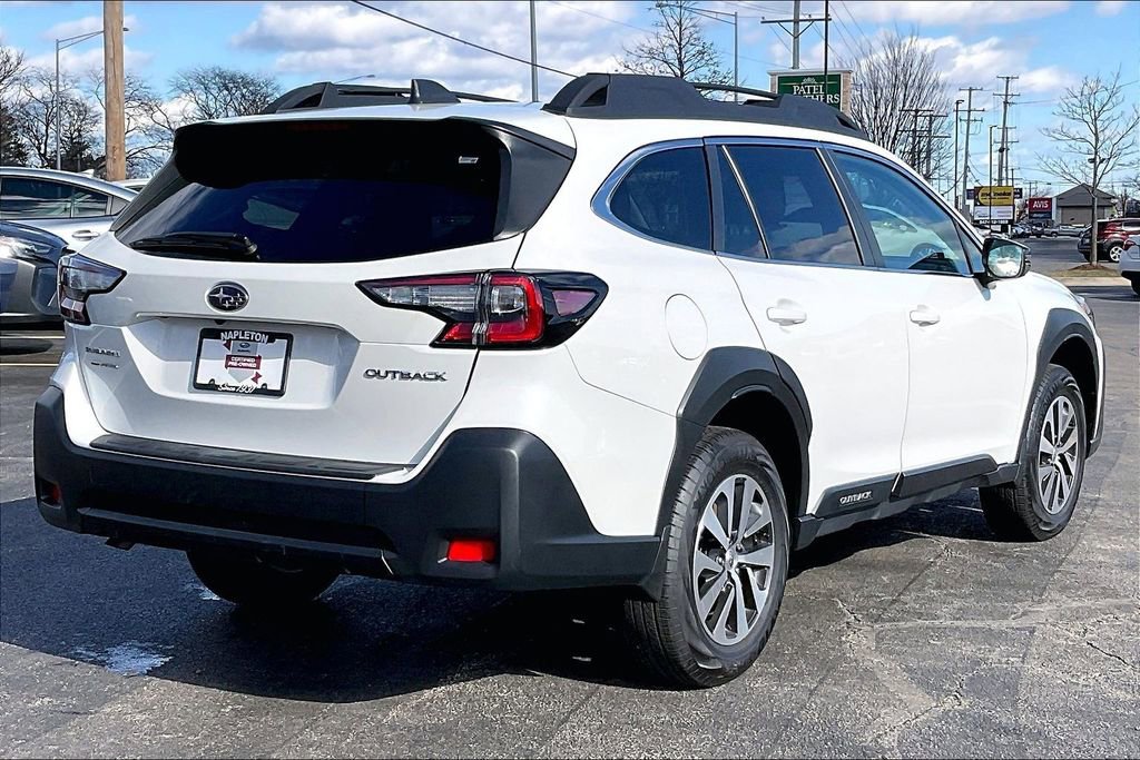 Certified 2025 Subaru Outback Premium image 16