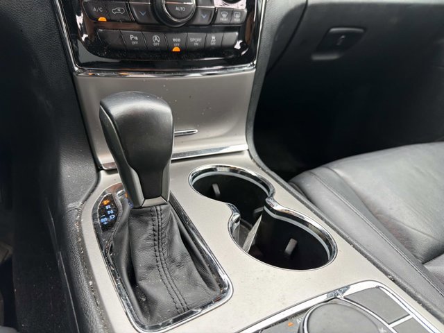 Used 2019 Jeep Grand Cherokee Limited AWD/4WD image 30