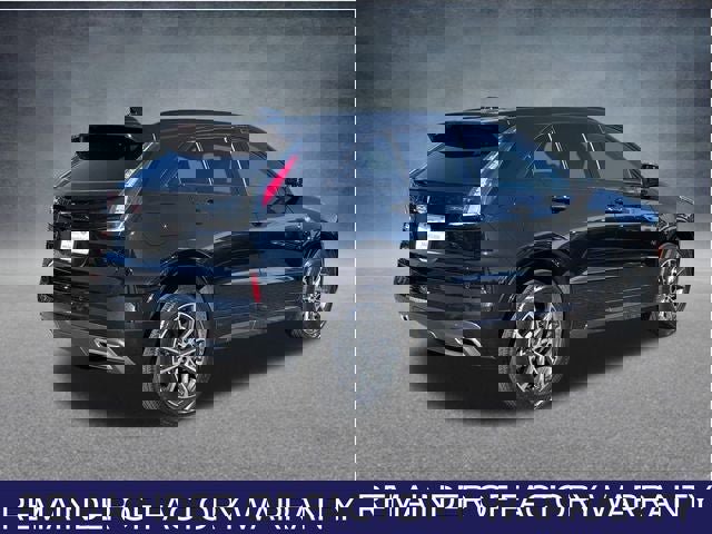 Used 2025 Cadillac XT4 Sport image 4