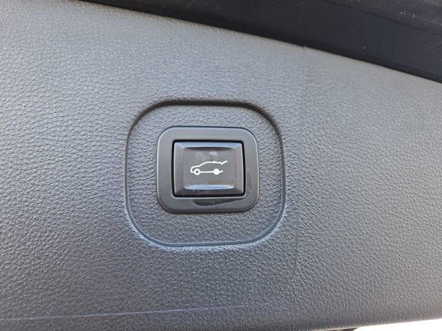 Used 2017 GMC Terrain Denali image 15