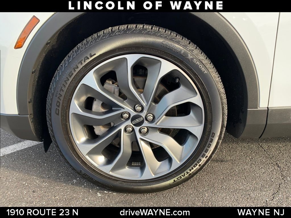 Certified 2021 Lincoln Nautilus Reserve image 26