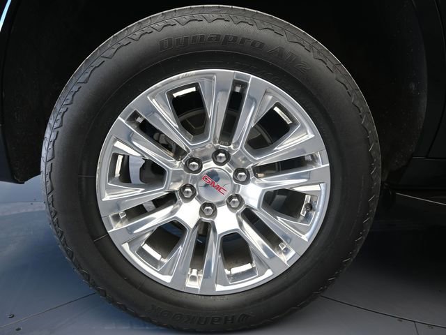 Used 2025 GMC Yukon Denali AWD/4WD image 9