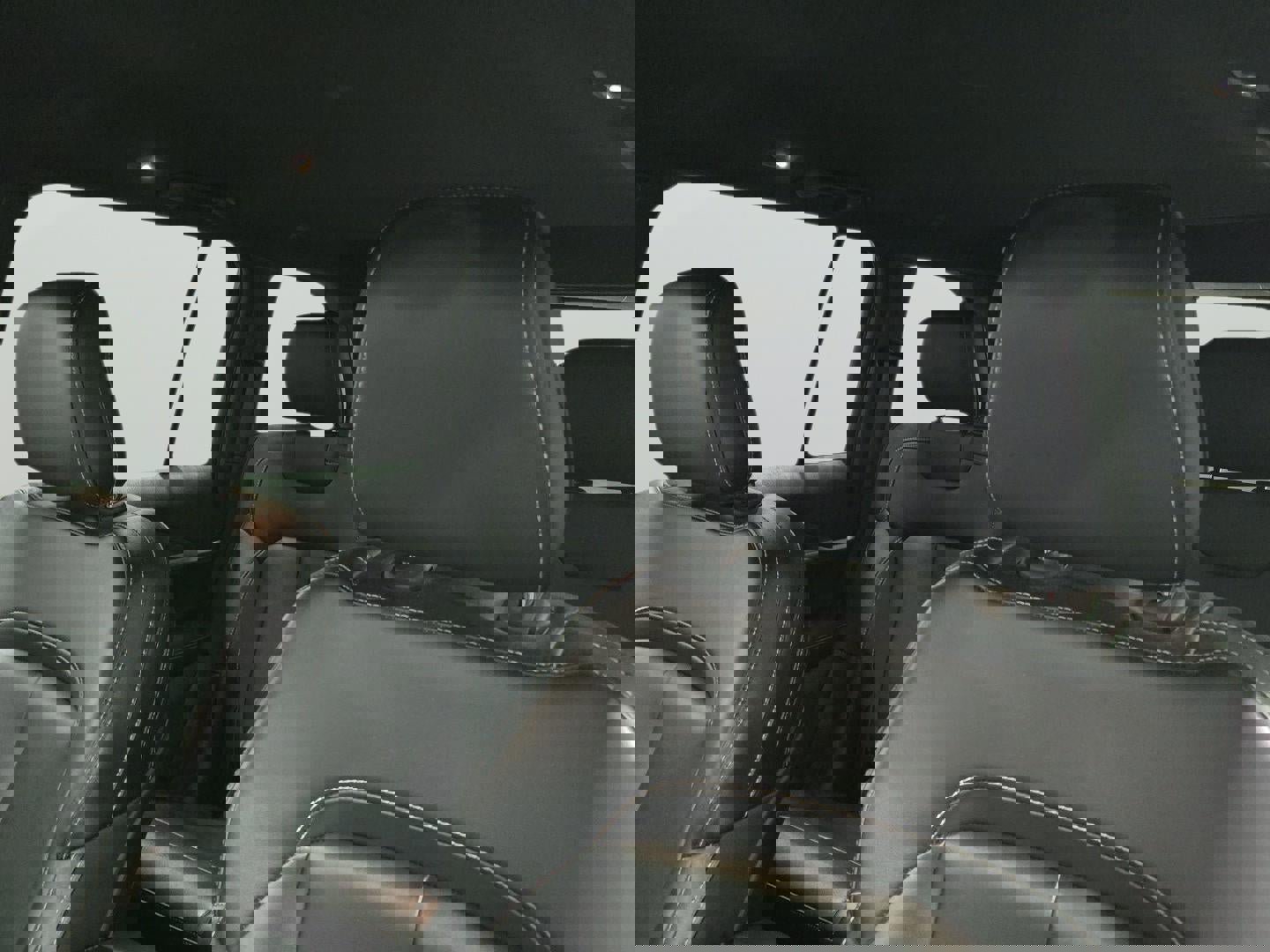 Used 2024 Jeep Grand Cherokee Limited image 21