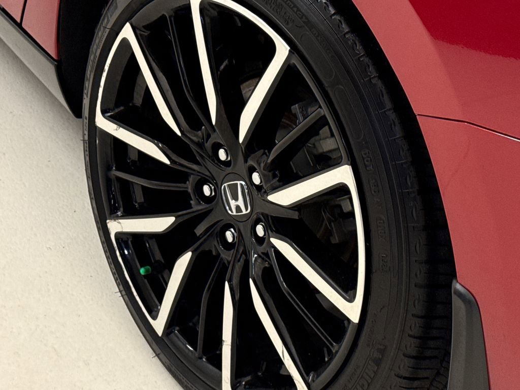 Certified 2025 Honda Accord Touring image 11