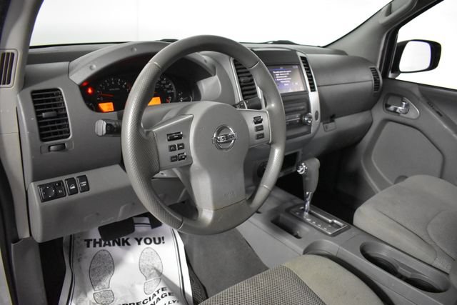 Used 2019 Nissan Frontier SV AWD/4WD image 12