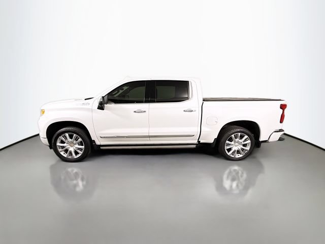Used 2025 Chevrolet Silverado 1500 High Country w/ High Country Premium Package AWD/4WD image 4