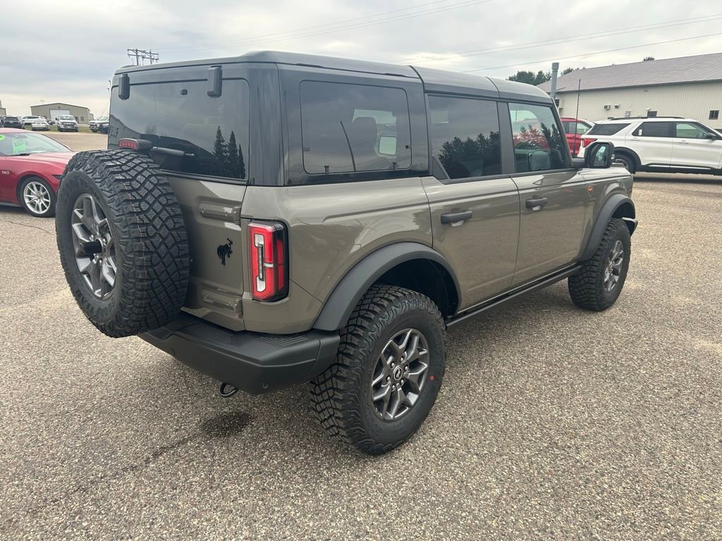 New 2025 Ford Bronco Badlands image 7