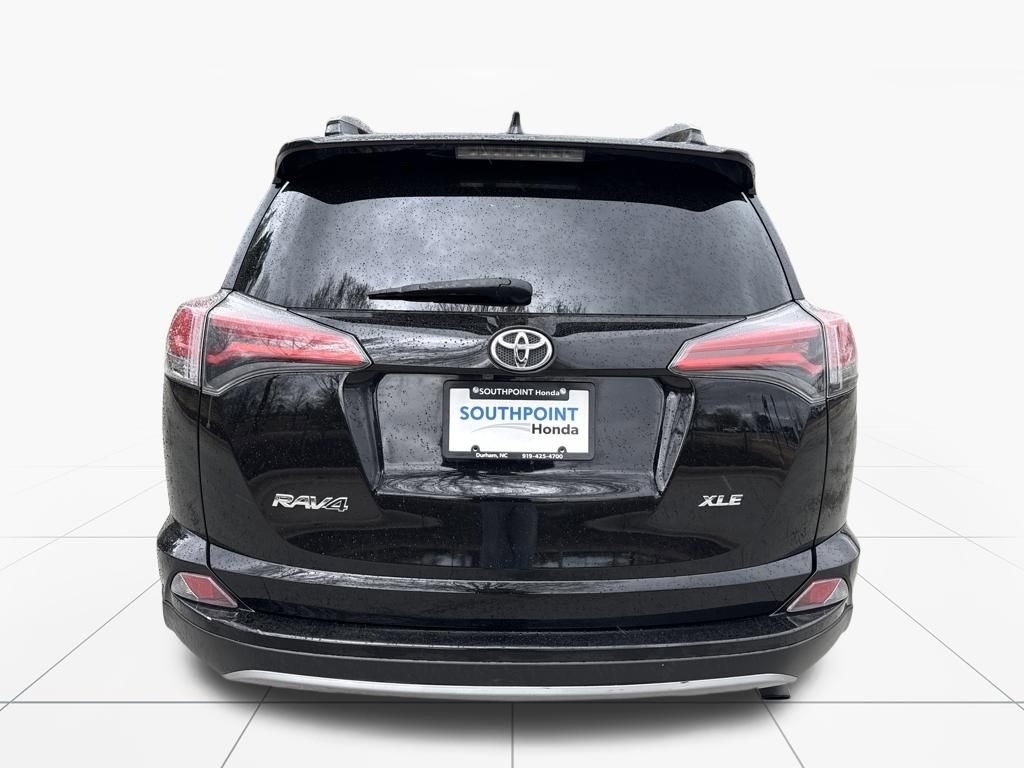 Used 2018 Toyota RAV4 XLE image 7