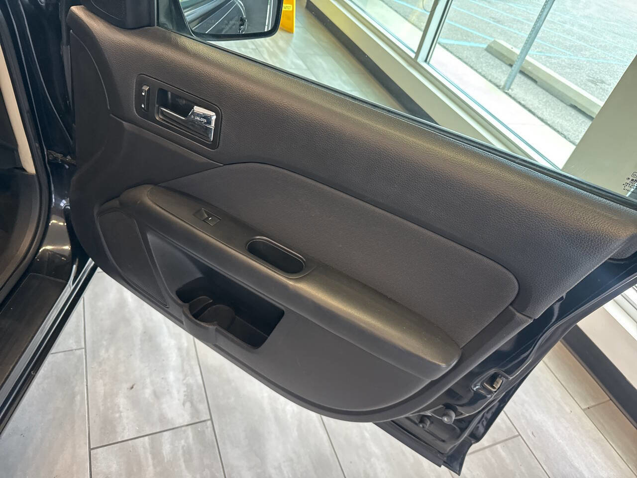 Used 2010 Ford Fusion SE FWD image 14