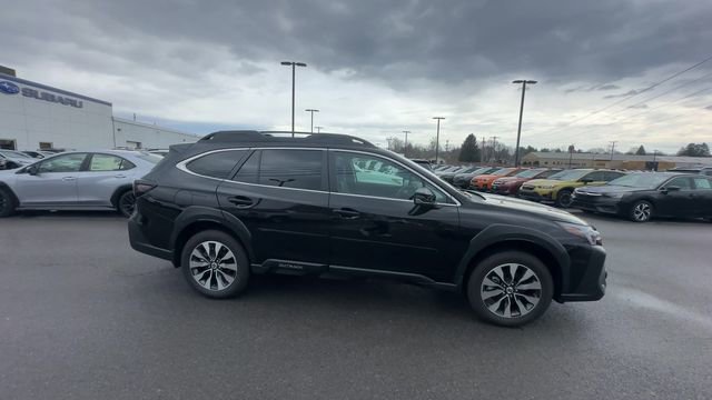 Used 2025 Subaru Outback Limited AWD/4WD image 9