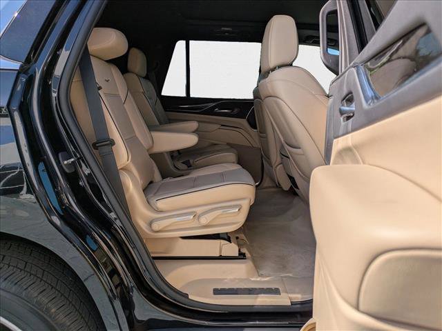 Used 2023 Cadillac Escalade Premium Luxury w/ Performance Package image 25