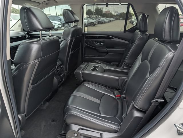 Used 2025 Honda Pilot Touring image 28