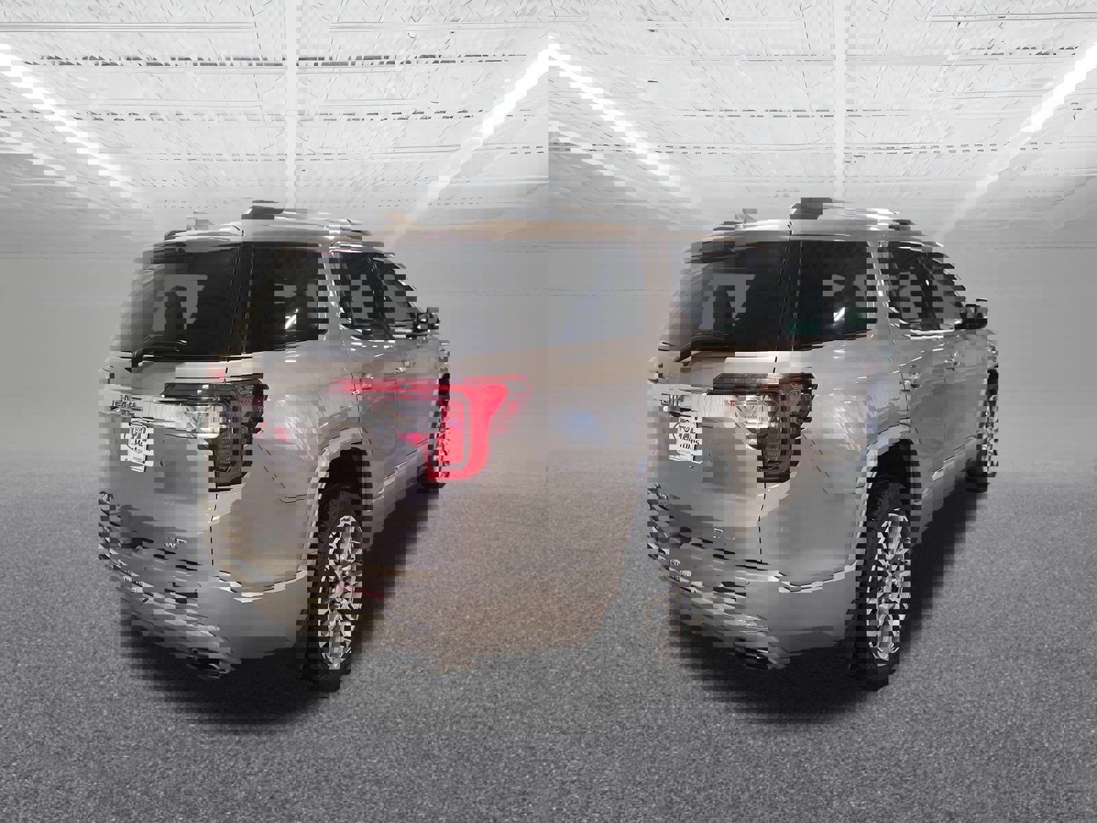 Used 2023 GMC Acadia Denali w/ Denali Technology Package image 6