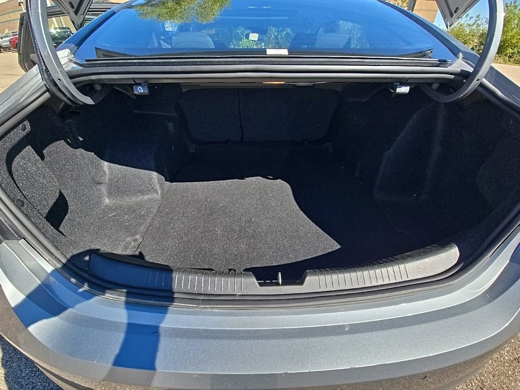 Used 2024 Chevrolet Malibu LT image 36