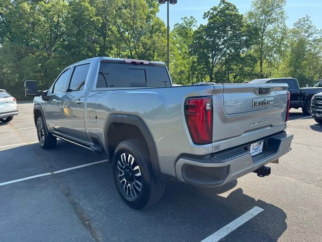Used 2024 GMC Sierra 3500 Denali Ultimate AWD/4WD image 6